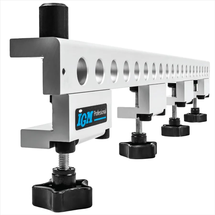 IGM FKP656 Reihenbohrlochsystem 656 mm + GRATIS 100 St. Runddübeln 8x35